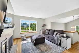 4817 Poplar Creek Dr, Madison, WI 53718 - Photo 7