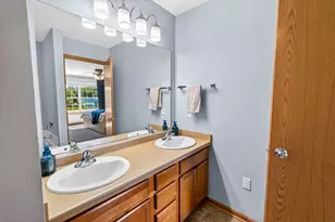4817 Poplar Creek Dr, Madison, WI 53718 - Photo 31