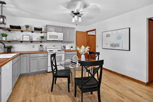 4810 Ilene Ln, Madison, WI 53704 - Photo 11