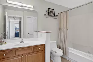 360 W Washington Ave, Madison, WI 53703 - Photo 21