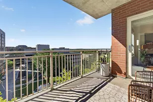 360 W Washington Ave, Madison, WI 53703 - Photo 25