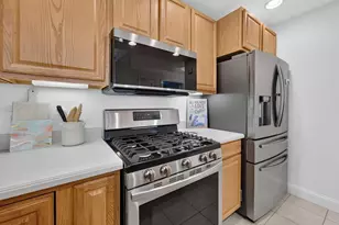 360 W Washington Ave, Madison, WI 53703 - Photo 15
