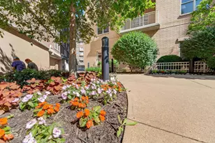 360 W Washington Ave, Madison, WI 53703 - Photo 43
