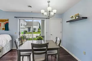 2830 Holborn Cir, Madison, WI 53718 - Photo 9
