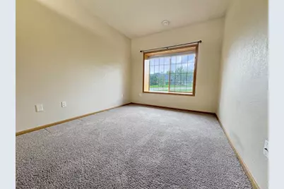 146 Pheasant Run, Johnson Creek, WI 53038 - Photo 5