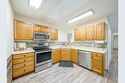 2150 E Carly Court, Milton, WI 53563 - Photo 11