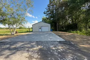 N2366 Weger Rd, Elroy, WI 53929 - Photo 3