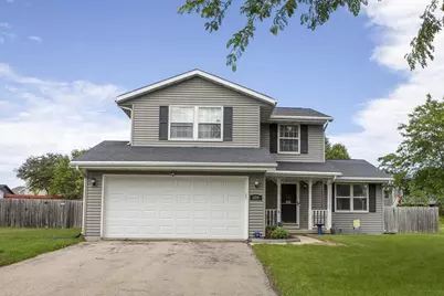 220 Wildflower Way, Lake Mills, WI 53551 - Photo 3