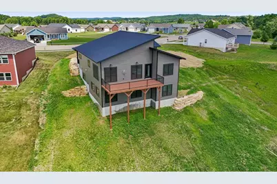 2158 Eastridge Circle, Reedsburg, WI 53959 - Photo 5