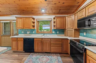S6041 Oak Ct, Baraboo, WI 53913 - Photo 11