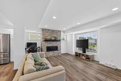 421 Crane Crossing, Waunakee, WI 53597 - Photo 7