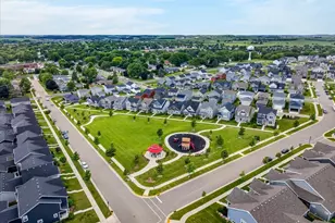 421 Crane Xing, Waunakee, WI 53597 - Photo 49