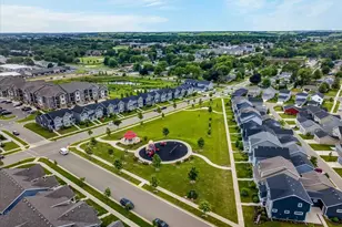 421 Crane Xing, Waunakee, WI 53597 - Photo 47