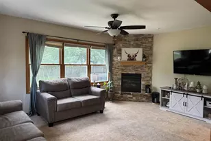 359 6th St, Prairie Du Sac, WI 53578 - Photo 5