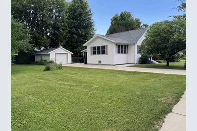 359 6th Street, Prairie Du Sac, WI 53578 - Photo 3