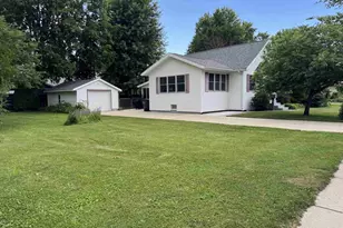359 6th St, Prairie Du Sac, WI 53578 - Photo 3