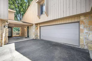 7305 Donna Dr, Middleton, WI 53562 - Photo 33