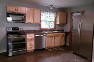 311 De Clark St, Beaver Dam, WI 53916 - Photo 7