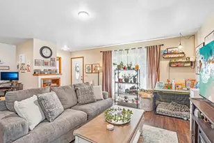 4526 Anniversary Ln, Madison, WI 53704 - Photo 11