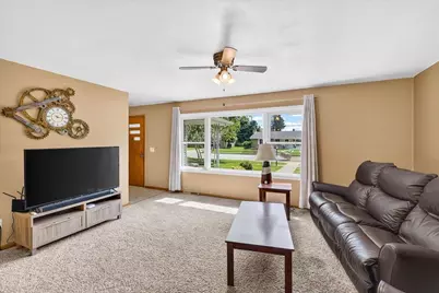 78 S Harmony Drive, Janesville, WI 53545 - Photo 3