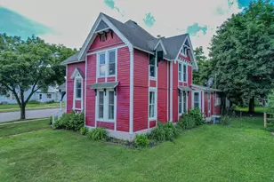 523 Kilbourn Ave, Tomah, WI 54660 - Photo 3