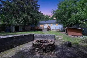4345 Lilac Ln, Madison, WI 53711 - Photo 7