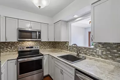 810 S Gammon Road, Madison, WI 53719 - Photo 11