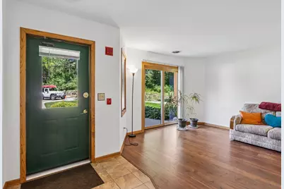 810 S Gammon Road, Madison, WI 53719 - Photo 3