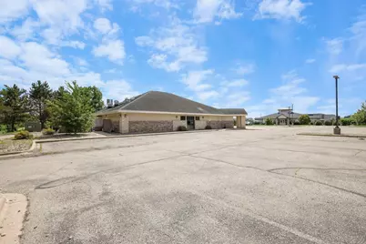 830 Oregon Center Drive, Oregon, WI 53575 - Photo 9