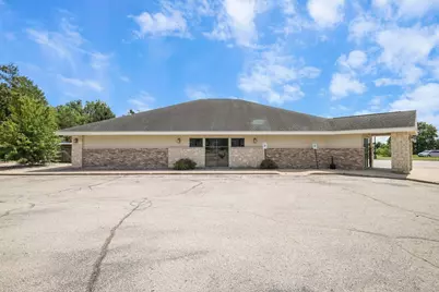 830 Oregon Center Drive, Oregon, WI 53575 - Photo 7