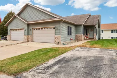 113 Jennifer Circle, Mount Horeb, WI 53572 - Photo 5