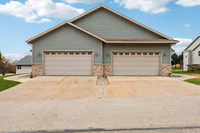 113 Jennifer Circle, Mount Horeb, WI 53572 - Photo 3