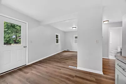 941 Ridgewood Way, Madison, WI 53713 - Photo 9