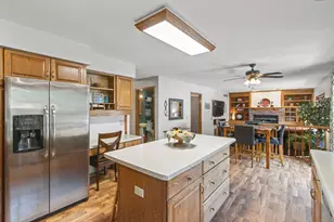 407 Fairbrook Ct, Waunakee, WI 53597 - Photo 11