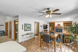 407 Fairbrook Ct, Waunakee, WI 53597 - Photo 25