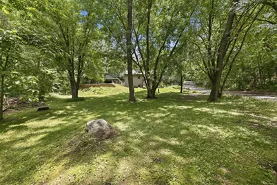 186 Leisure Way, Edgerton, WI 53534 - Photo 3