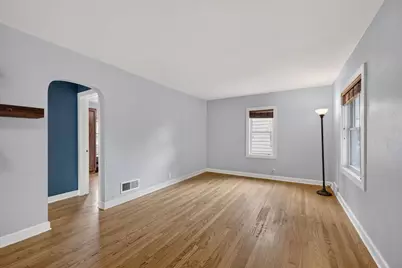 518 Algoma Street, Madison, WI 53704 - Photo 5