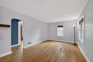 518 Algoma St, Madison, WI 53704 - Photo 5