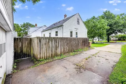 518 Algoma Street, Madison, WI 53704 - Photo 33