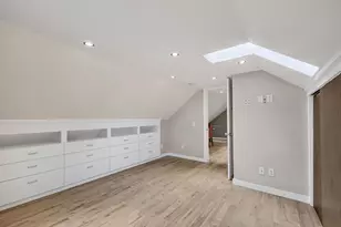 518 Algoma St, Madison, WI 53704 - Photo 27