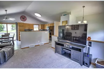 103 Victoria Lane, Barneveld, WI 53507 - Photo 7