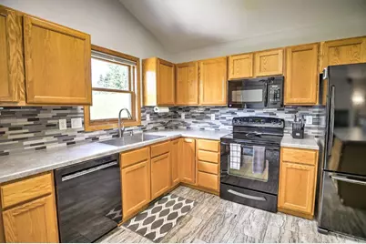 103 Victoria Lane, Barneveld, WI 53507 - Photo 9