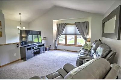 103 Victoria Lane, Barneveld, WI 53507 - Photo 5