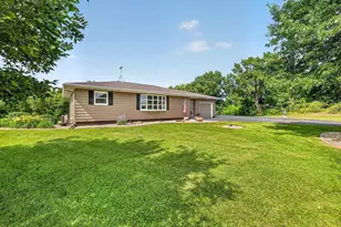 3898 Old Stone Rd, Oregon, WI 53575 - Photo 35