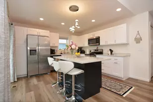 905 Roosevelt St, Baraboo, WI 53913 - Photo 5