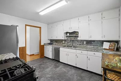 2631 Roosevelt Avenue, Janesville, WI 53546 - Photo 7