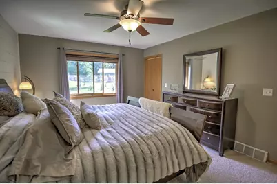 558 Spencer Drive, Janesville, WI 53536 - Photo 33