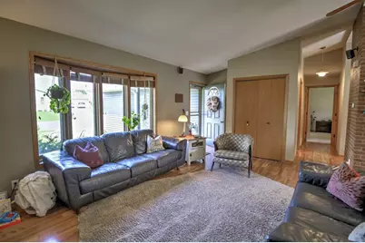 558 Spencer Drive, Janesville, WI 53536 - Photo 9