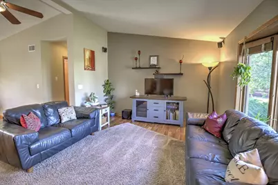 558 Spencer Drive, Janesville, WI 53536 - Photo 7
