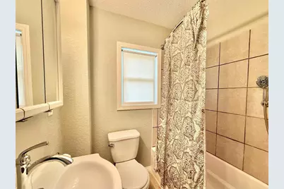 2002 S Harrison Avenue, Beloit, WI 53511 - Photo 11